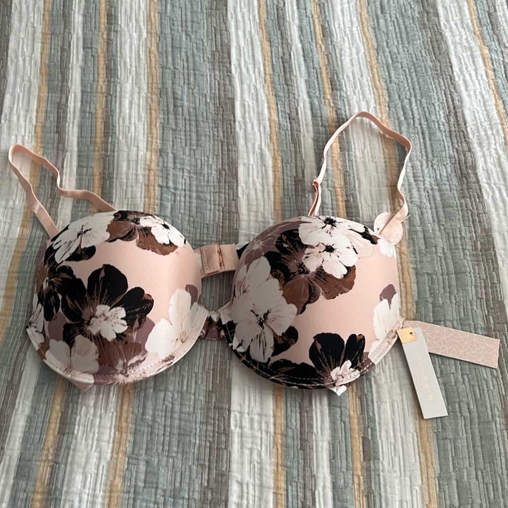 Danskin Intimates Floral Bra size 36C
